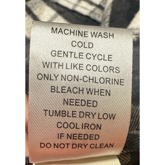 On The Byas Textured Flannel Shirt Mens Medium Black/White Plaid 2 Flap Pockets - Picture 6 of 9